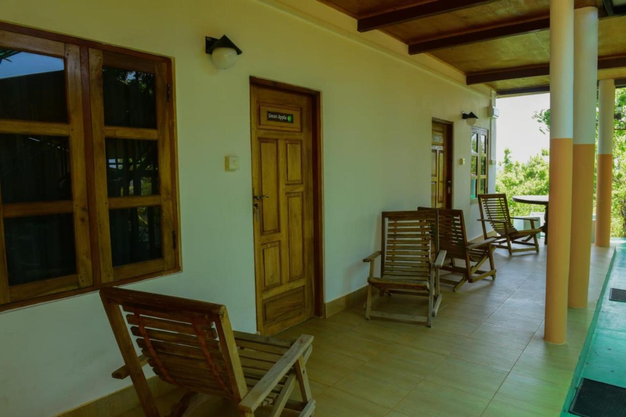 Sunntop Cabana Trincomalee Bagian luar foto