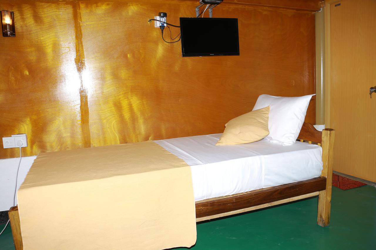 Sunntop Cabana Trincomalee Bagian luar foto