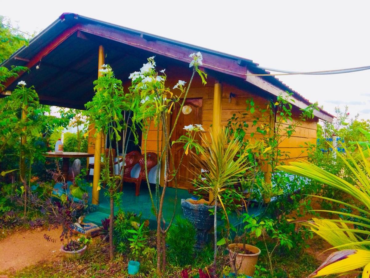 Sunntop Cabana Trincomalee Bagian luar foto