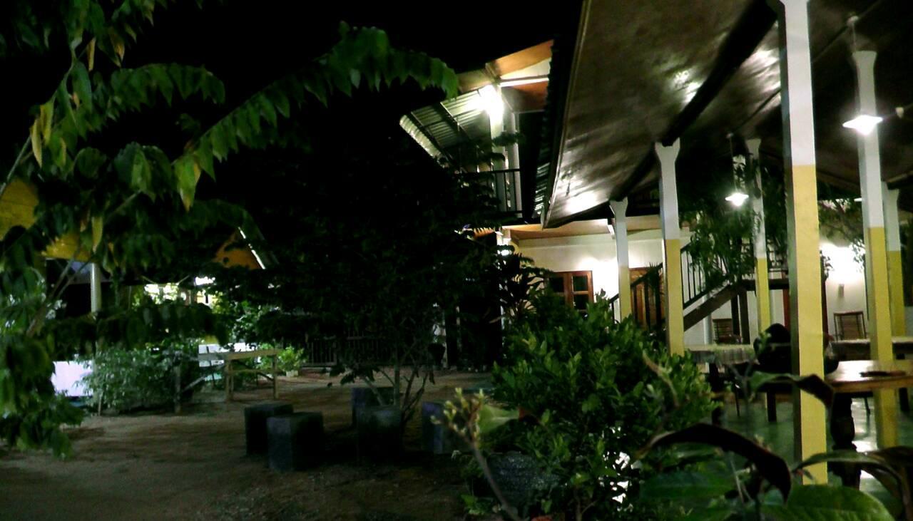Sunntop Cabana Trincomalee Bagian luar foto